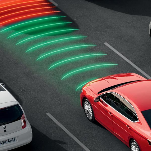 01_Superb_Traffic-Jam-Assistant