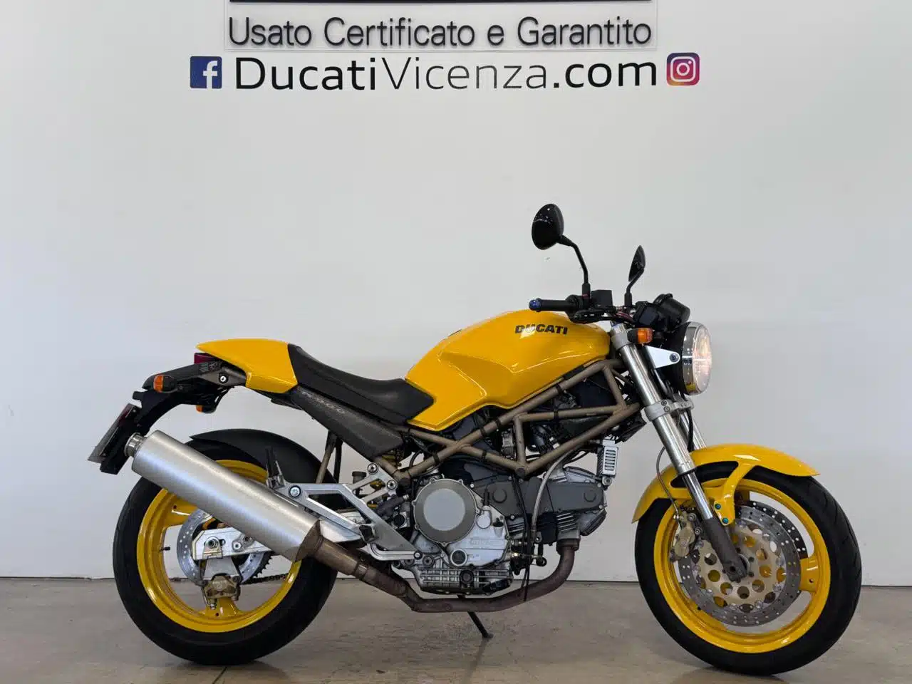 MONSTER 900 GIALLO
