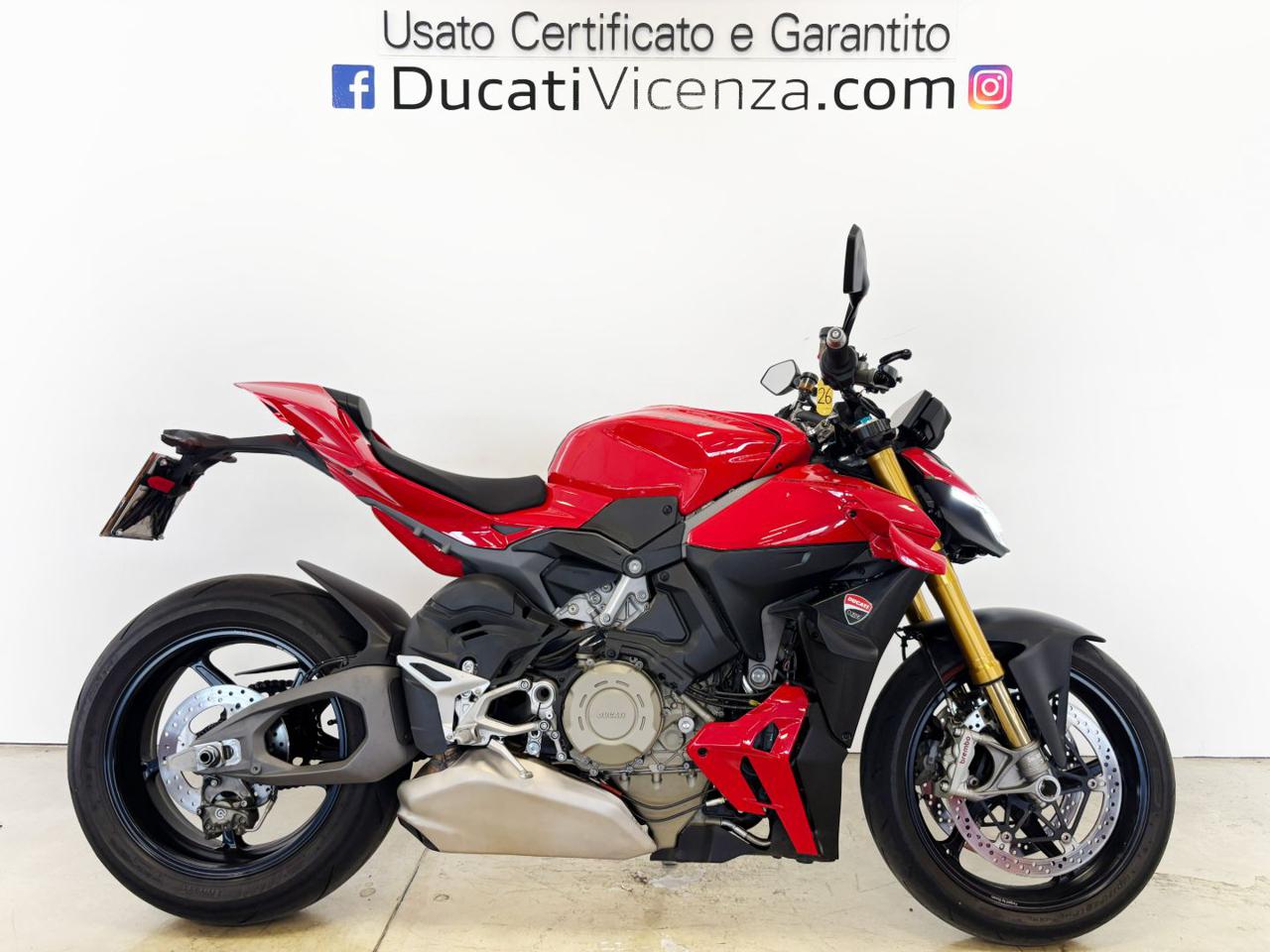 treetfighter V4 STREETFIGHTER V4S DUCATI RED 2026